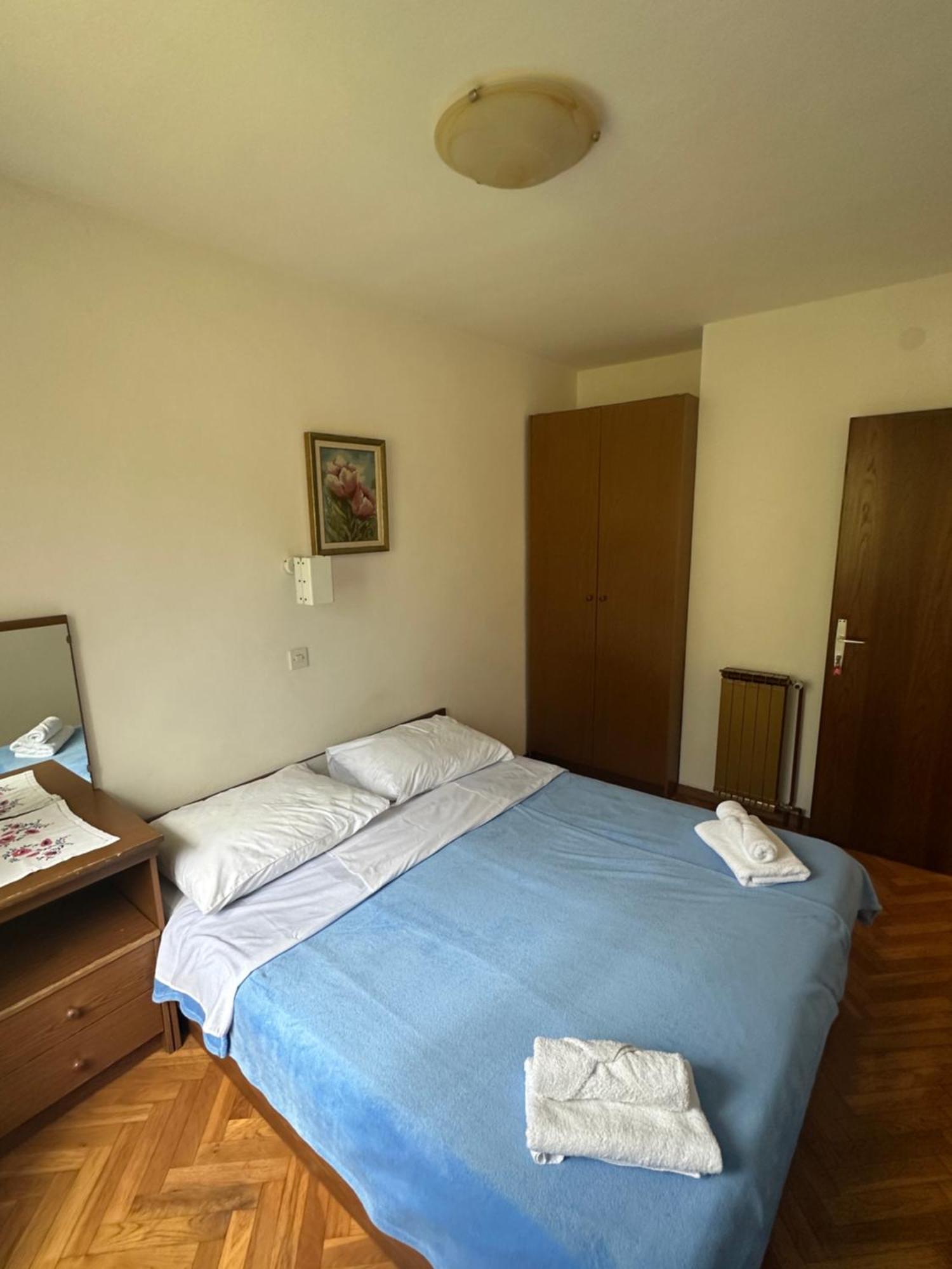 Rooms And Apartments Roza Portoroz Exterior foto