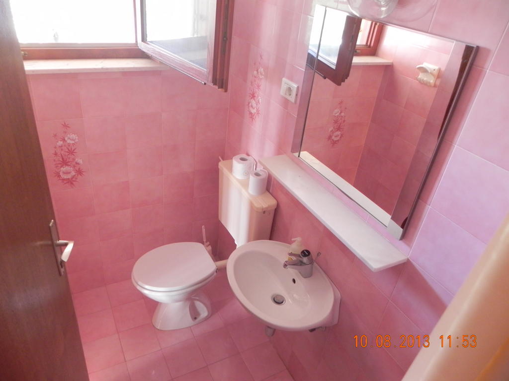 Rooms And Apartments Roza Portoroz Exterior foto